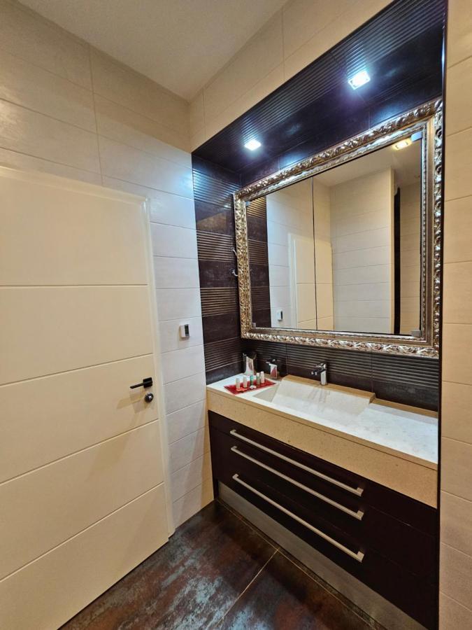 Azzuro Apartment Self Check In Rijeka Dış mekan fotoğraf
